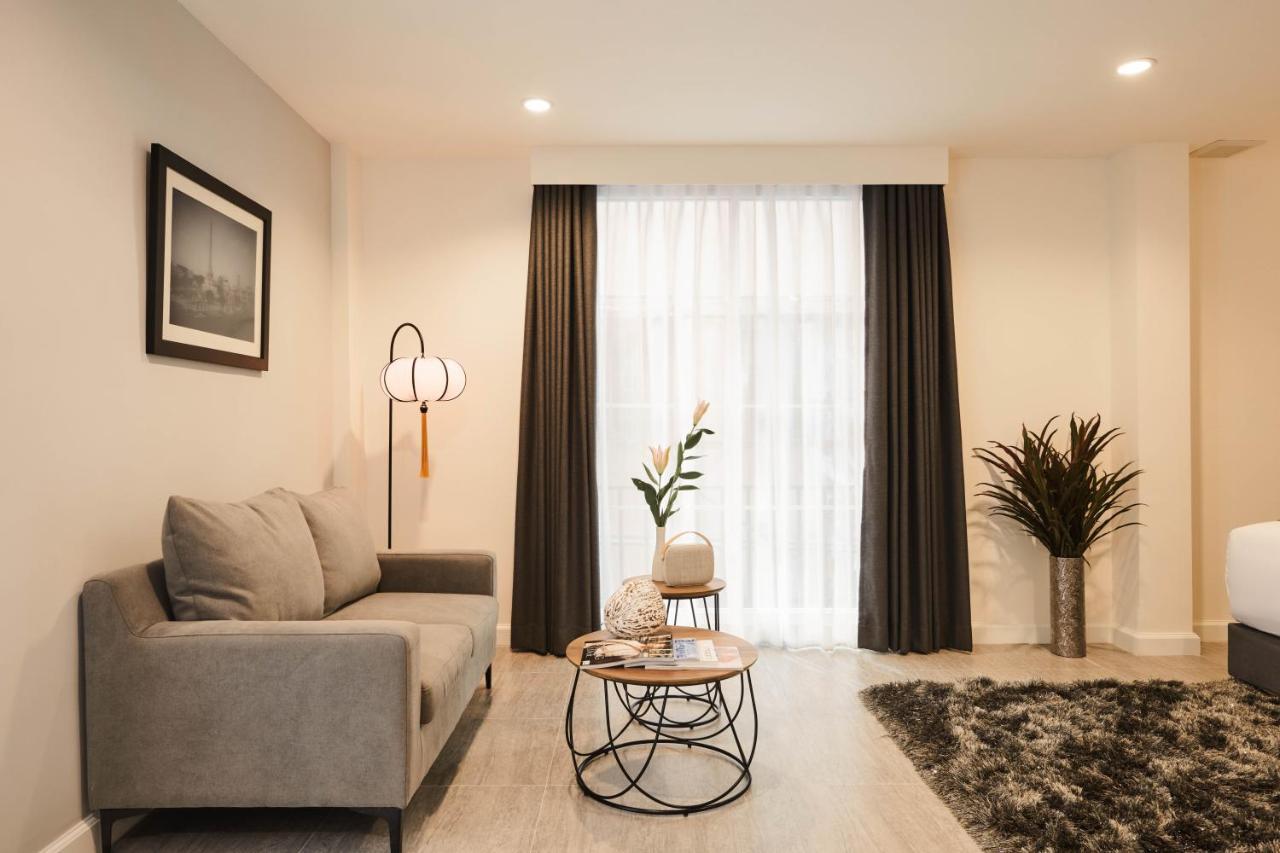 Grand Deluxe,978386110:JPEG