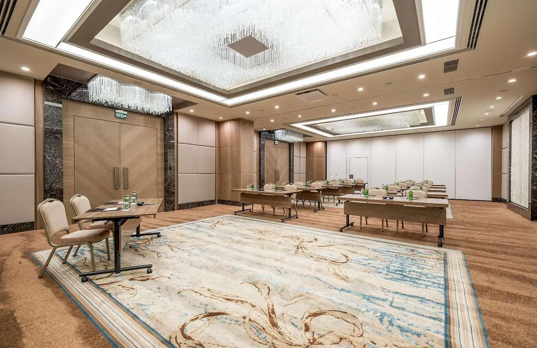 Arise Hotel Golden Horn-1