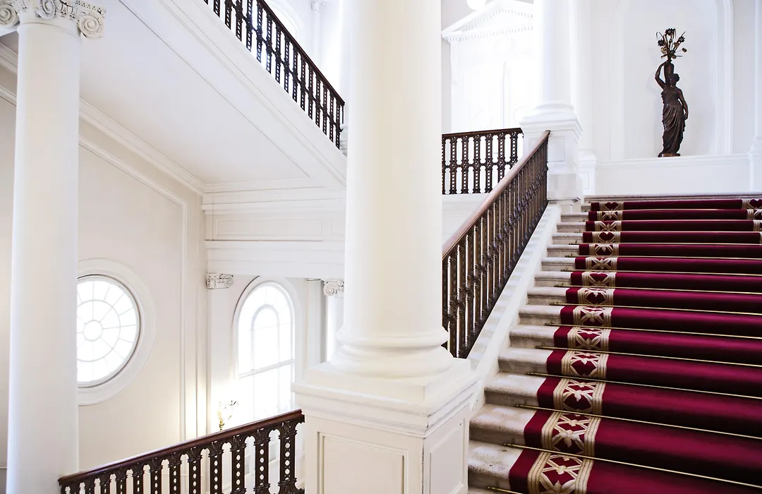 Palais Coburg-1