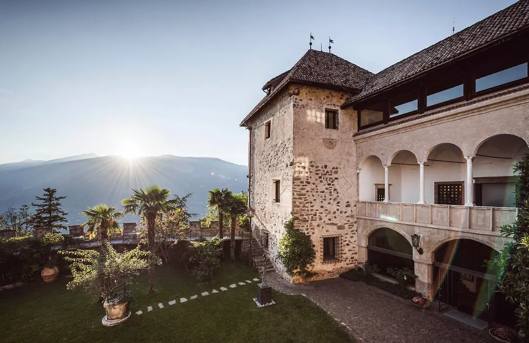 Relais & Chateaux Hotel Castel Fragsburg-1