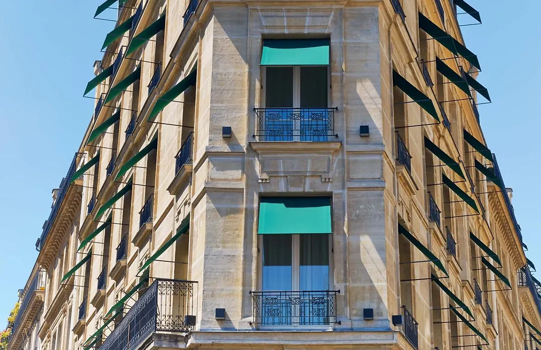 Le Metropolitan, Paris Tour Eiffel, a Tribute Portfolio Hotel-1