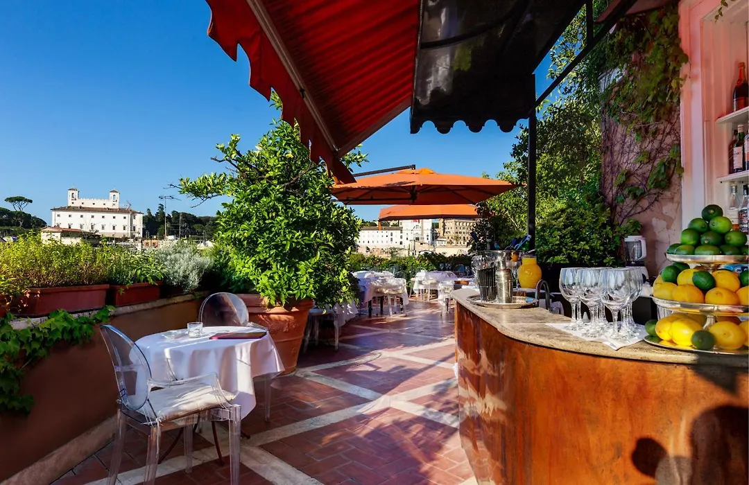 Grand Hotel Plaza-1