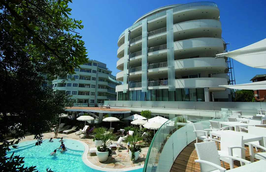 Hotel Premier & Suites - Premier Resort-1