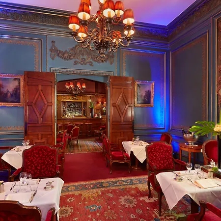 Hotel Raphael-3