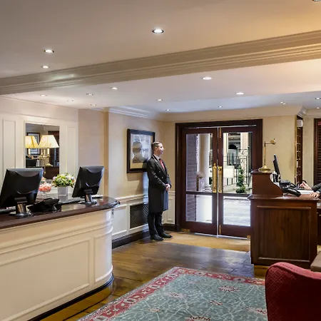 The Capital Hotel, Apartments & Townhouse - Small Luxury Hotels Of The World-3