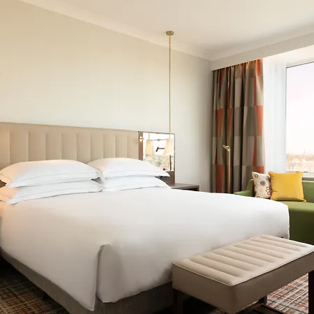 Hilton Amsterdam-3