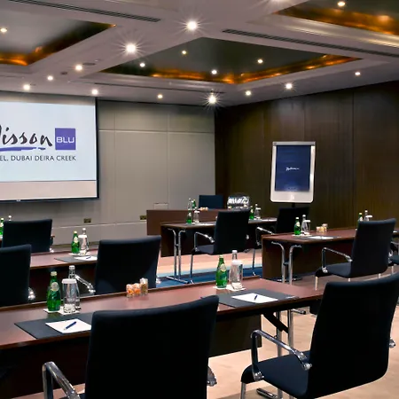 Radisson Blu Hotel, Dubai Deira Creek-2