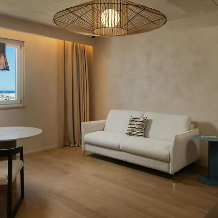 Cala Ponte, a Tribute Portfolio Hotel-3