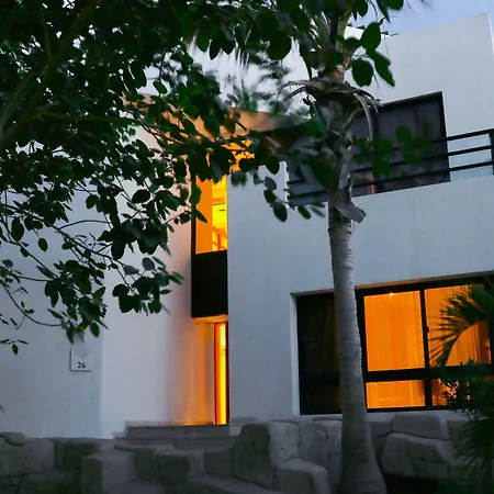 Dubai Marine Beach Resort & Spa-3