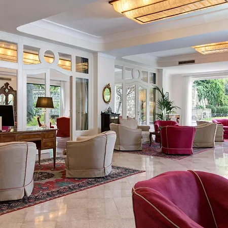 Grand Hotel Royal-2