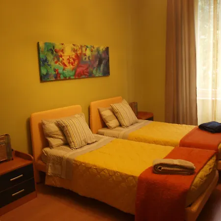Duca'S Guest House-3