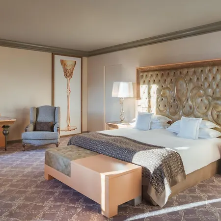 Carlton Hotel St Moritz - The Leading Hotels Of The World-2