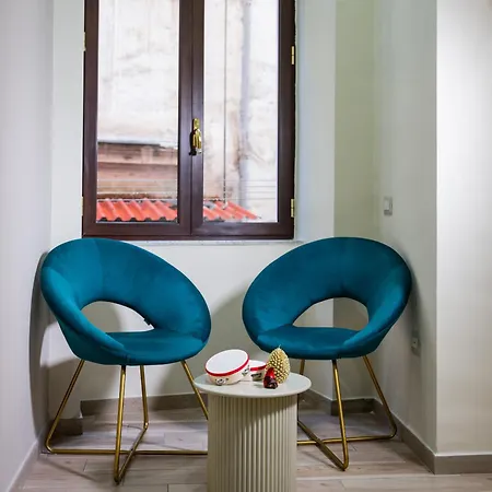 Stella Mia Luxury Rooms-2