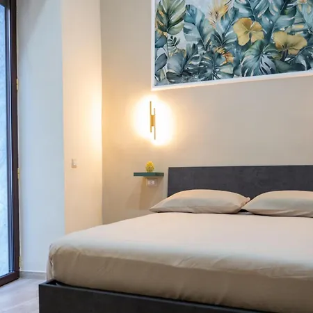 Stella Mia Luxury Rooms-3