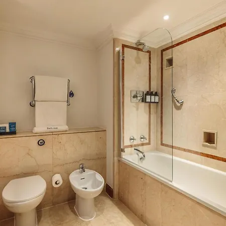 Radisson Blu Hotel, London Leicester Square-3