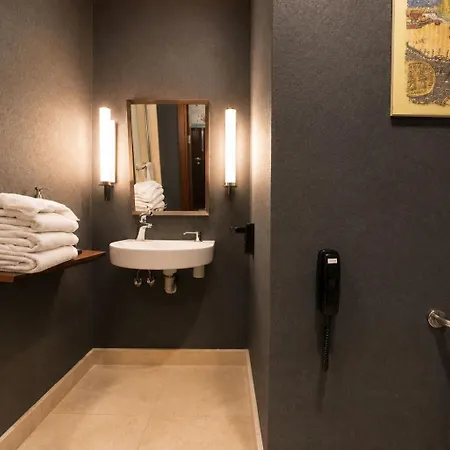 Doubletree By Hilton Istanbul Topkapi-3
