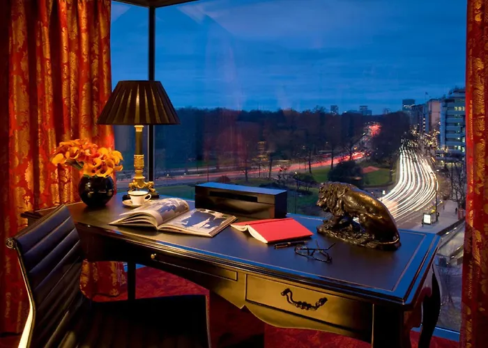 Four Seasons Hotel London At Park Lane