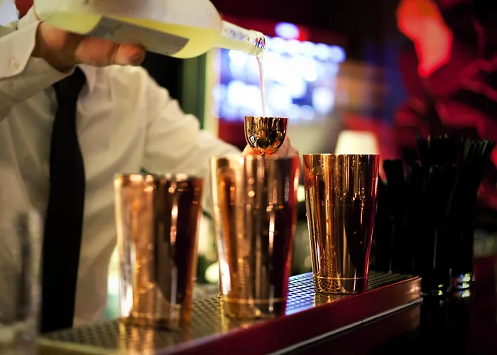 Hotel Marignan Champs-Elysées Parigi