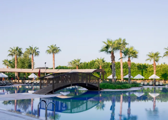 Sherwood Exclusive Lara Antalia