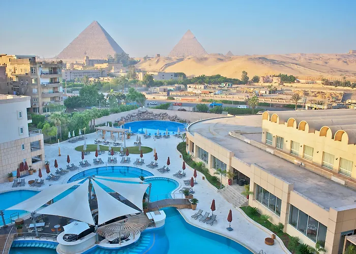 Le Meridien Pyramids Hotel & Spa Il Il Cairo