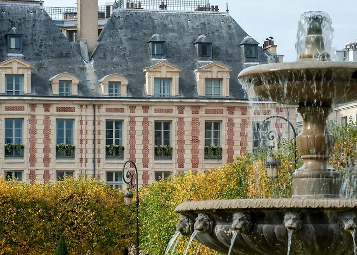 Hotel Cour Des Vosges - Evok Collection Parigi