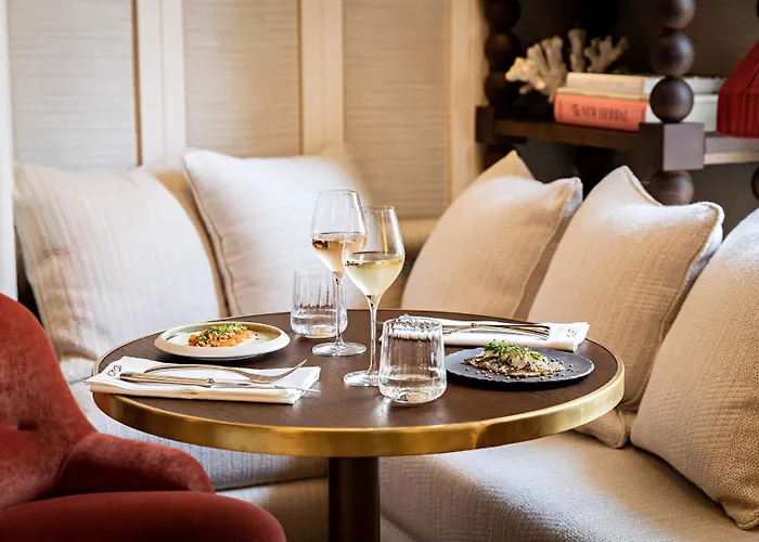 Chateau Des Fleurs Hotel & Spa Parigi