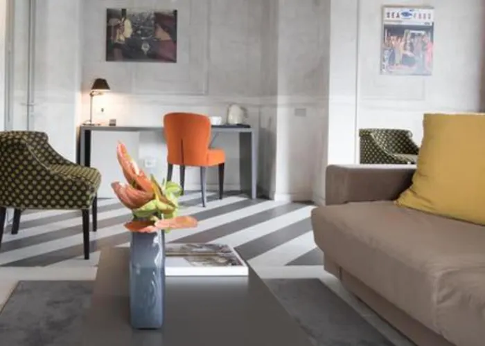 Hotel Fifty House Milano