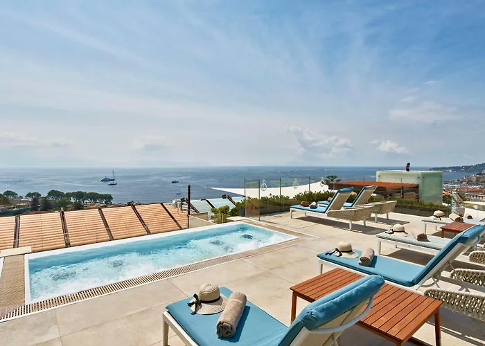 Hotel De Bonart Naples, Curio Collection By Hilton