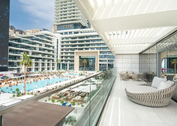 Hotel Five Luxe Dubai