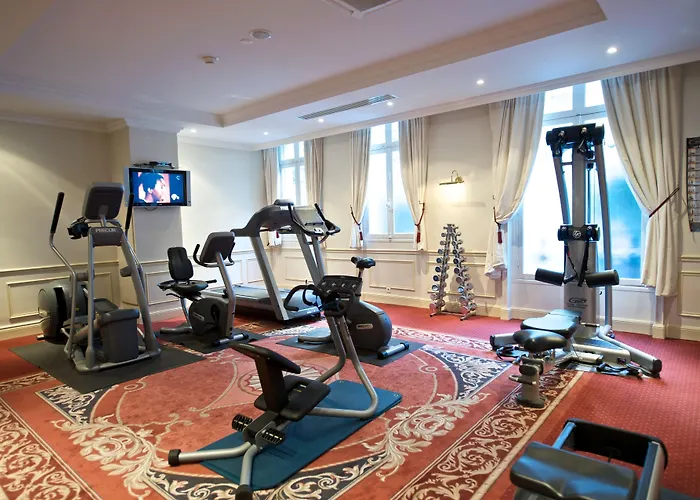 Fraser Suites Le Claridge Champs-Elysées Parigi