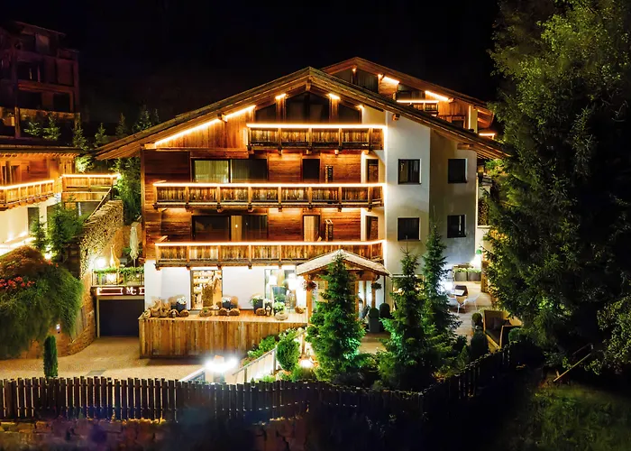 Hotel Montchalet Ortisei