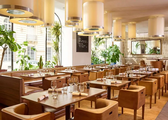 Hotel Sofitel Paris Arc De Triomphe