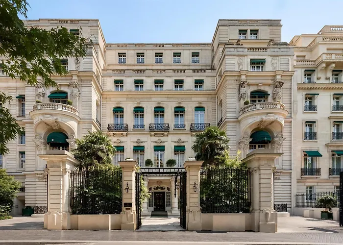 Shangri-La Parigi