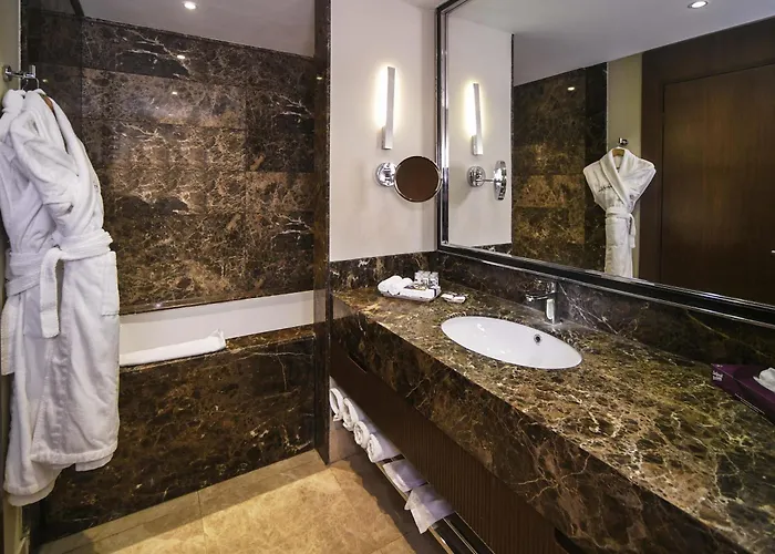 Mercure Istanbul West Hotel & Convention Center