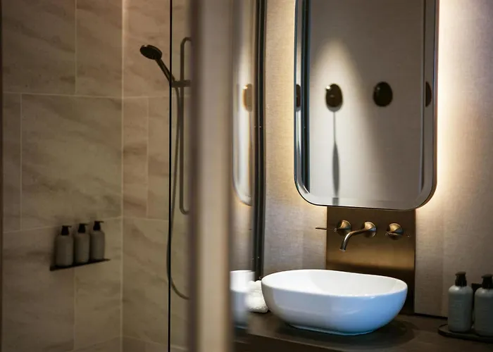 Hotel Toranomon Hills, The Unbound Collection By Hyatt Tokyo